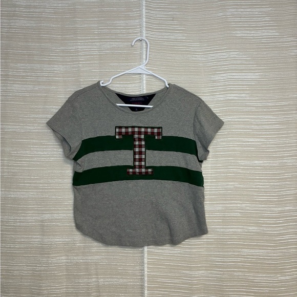 Tommy Hilfiger Tops - Tommy Hilfiger Vintage Tee Size Large